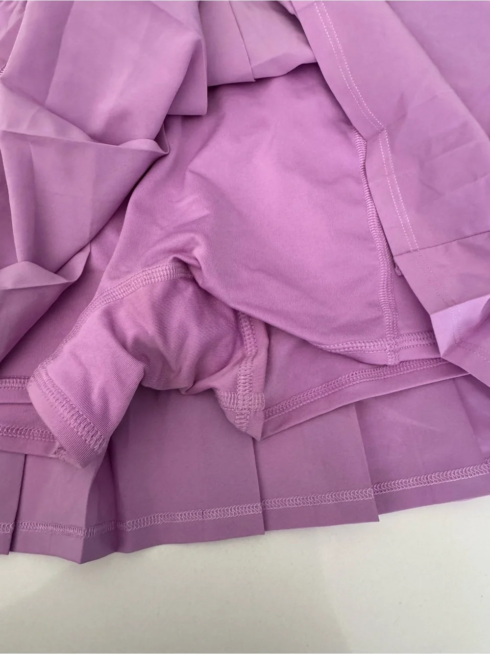 ALO Yoga Light Purple Pleated Tennis Skort